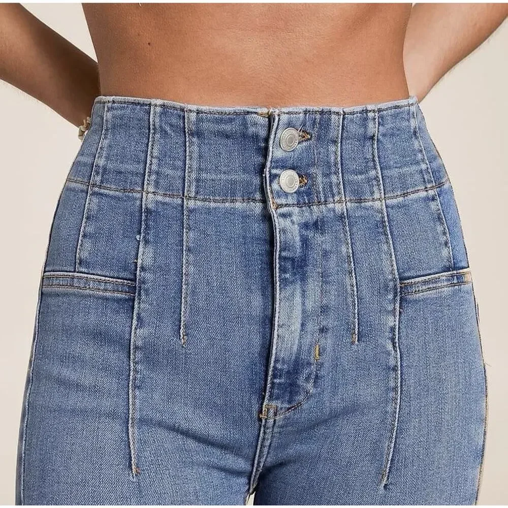 NWT Free People We The Free Jayde Jeans Size 27 High Rise Flare Leg Blue Denim